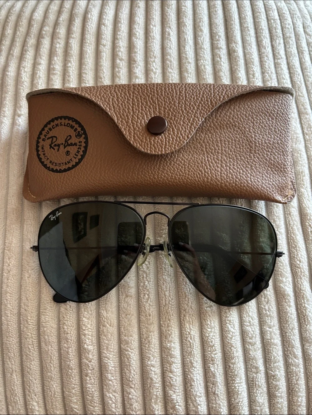 Ray-Ban Black Frame with Dark Green Lenses Aviator Sunglasses